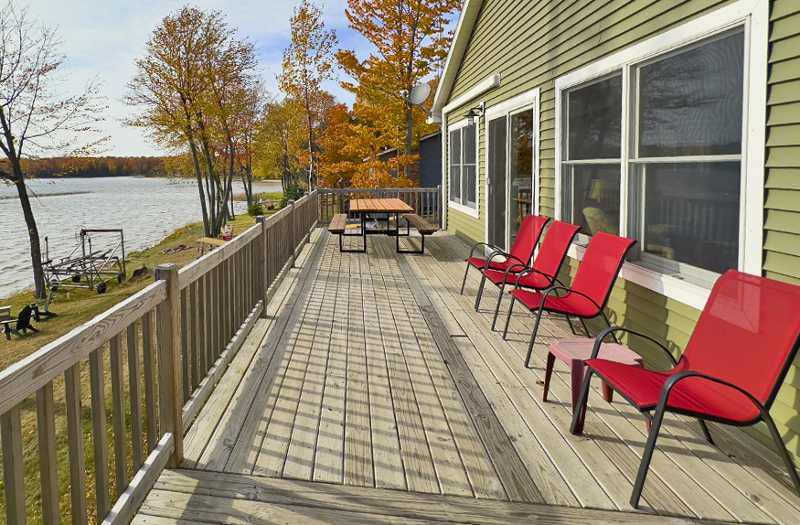 South Manistique Lakeshore Rental Cabins Curtis Michigan Cottage Rental on South Manistique Lake